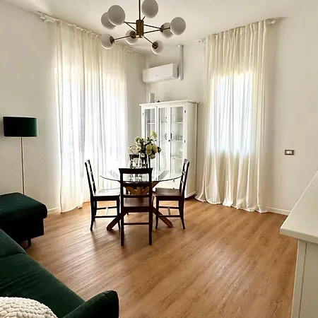 Le Nereidi, Anfitrite Apartman